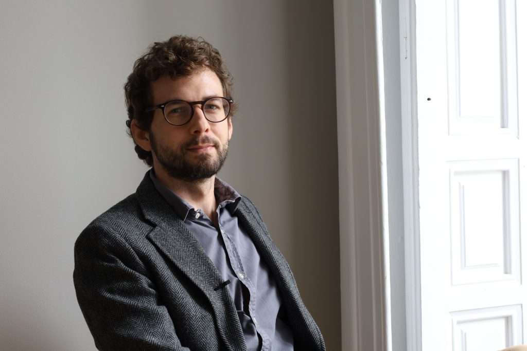 Questa immagine ha un attributo alt vuoto; il suo nome file è Luis-Cenal-ADORAS-1-1024x683.jpg